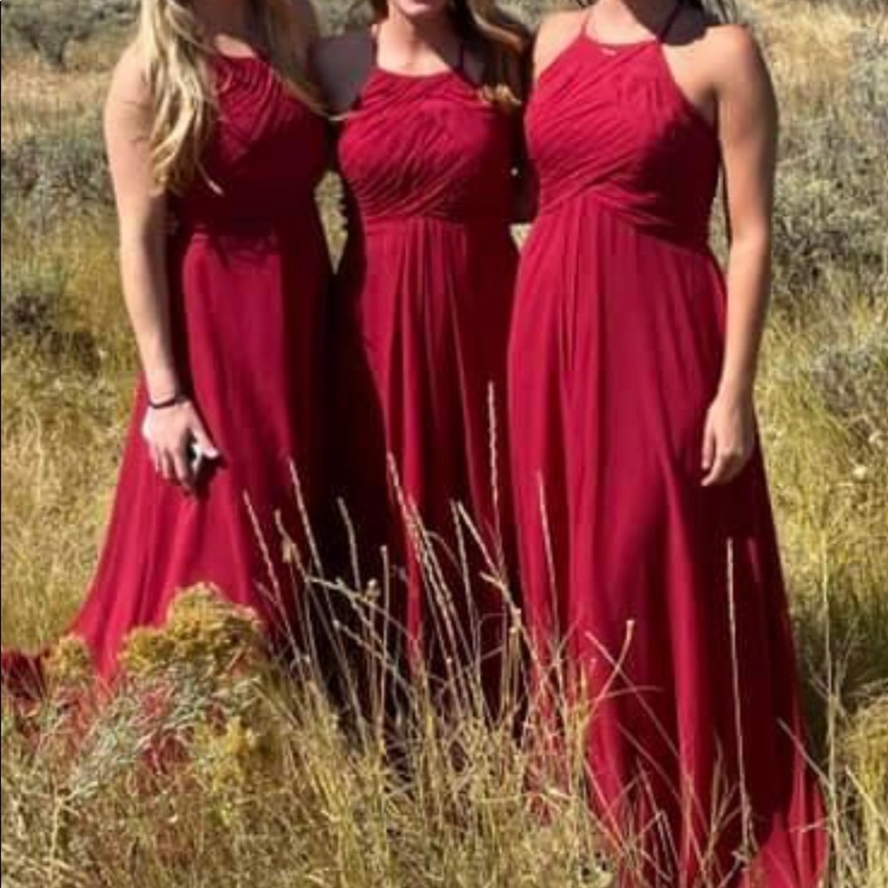 AZAZIE Ginger bridesmaid dress in Burgundy